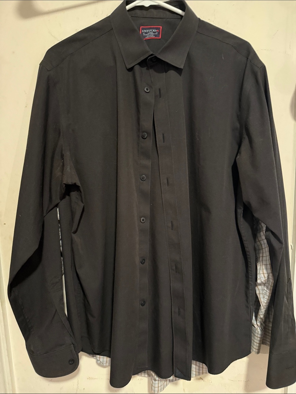 Untuckit men’s Large black button down